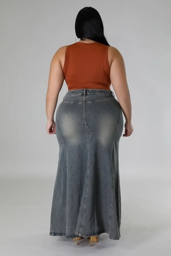 High-Waisted Stretch Skirt